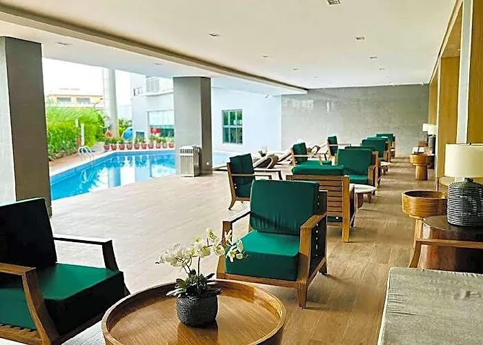Smdc Lush Unit W Ps4, Hbo, Pools, Garden, Playarea Hotel