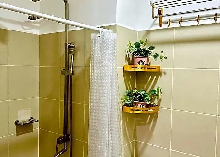 Smdc Lush Unit W Ps4, Hbo, Pools, Garden, Playarea Hotel